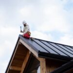 Cum se asigură etanșeitatea acoperișului din țiglă metalică
